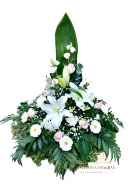Fekvő koszorú gyertya formára díszítve fehér és halványrózsaszín vegyes virágból 70cm