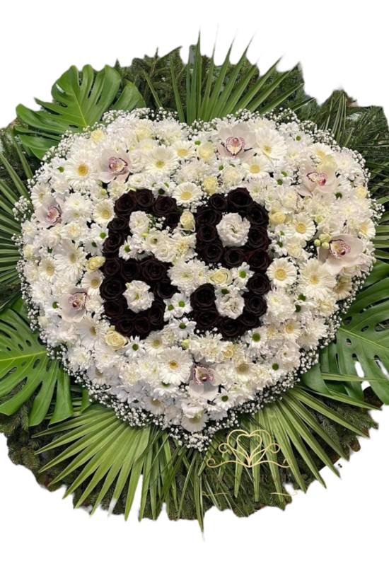 110cm Álló koszorú fehér vegyes virágból tömören szív formában, középen szám fekete rózsából